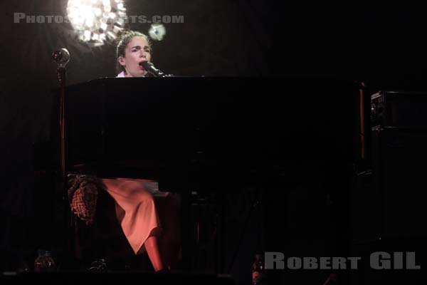 YAEL NAIM - 2016-07-21 - PARIS - Parvis de l'Hotel de Ville - Yael Naim